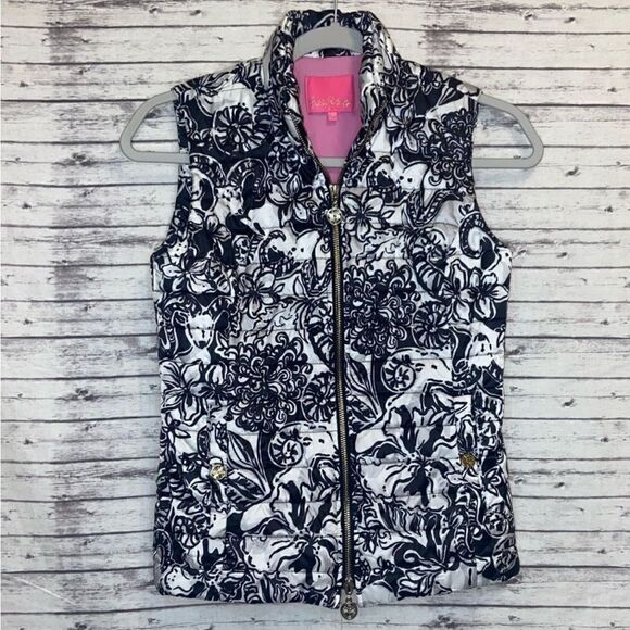 Lilly Pulitzer Elyn Puffer Vest With a Twist - Picture 1 of 9